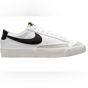 Nike Women's Blazer '77 Low Shoes - SIZE 11